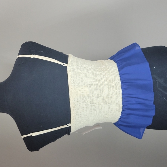 Colorful Aztec Top - Picture 3 of 3